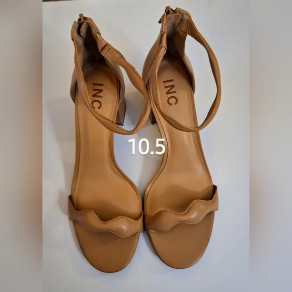 INC International Concepts Womens Square Stack Heels Wavy Ankle Strap Sa… - Picture 1 of 9